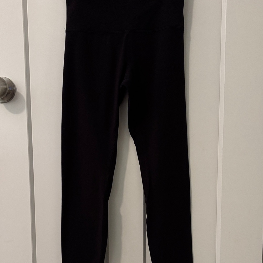 lululemon athletica Black High-Waisted Leggings size 6 25”